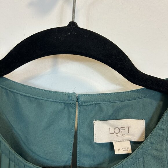 🛑 LOFT Size Medium Teal Sleeveless Ruffled Tiered Dress Pleated Smocked - Picture 5 of 10